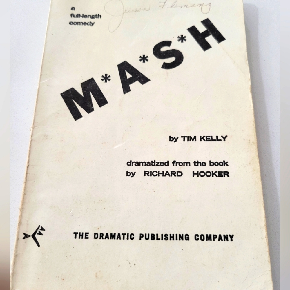 Play Script/M*A*S*H by Tim Kelly 1973 - Picture 1 of 7